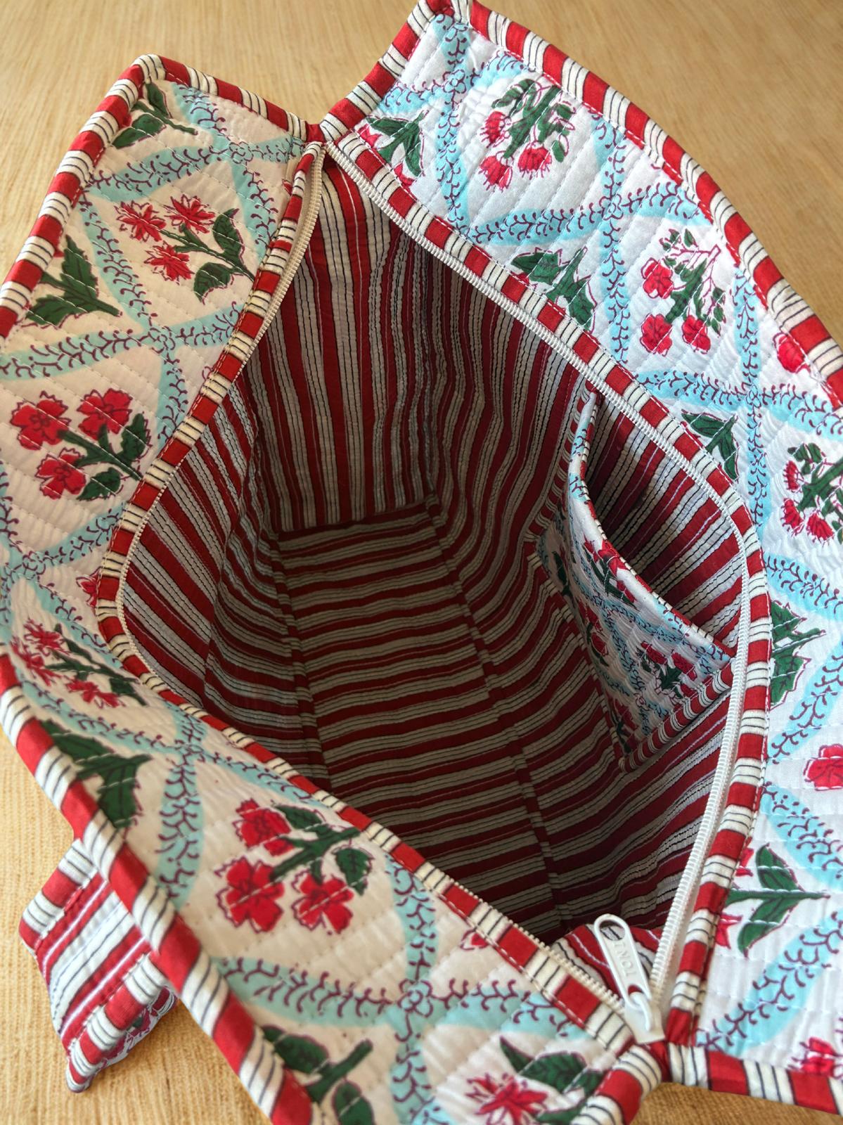 Scarlet Bloom Quilted Cotton Zipper Tote Bag